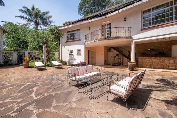 3bdrm Mansion in 3 Acres Muthaiga for sale