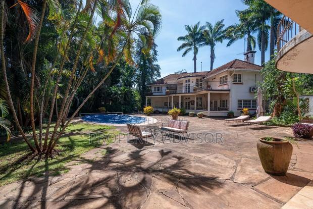 3bdrm Mansion in 3 Acres Muthaiga for sale