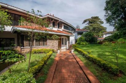 5bdrm House in Kiambu Road, Nairobi Central for sale