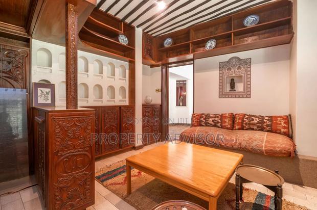 5bdrm House in Kiambu Road, Nairobi Central for sale