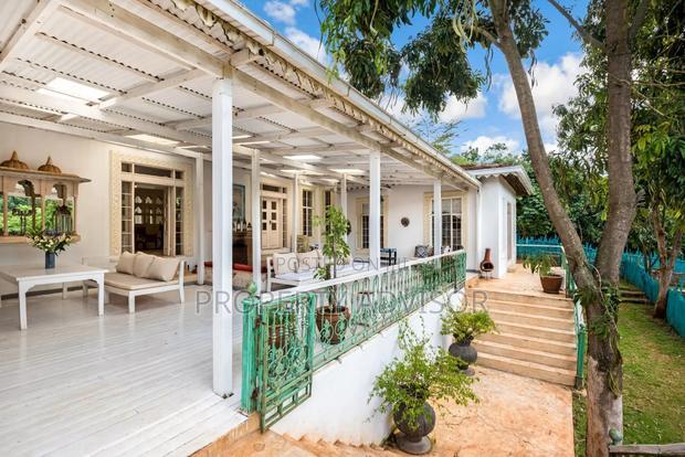 5bdrm Villa in Karen Stand-Alone for sale