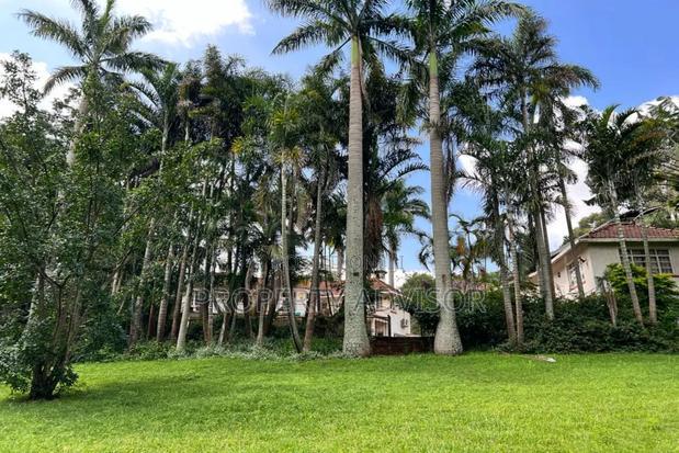 3bdrm Mansion in 3 Acres Muthaiga for sale