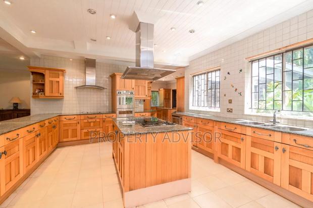 5bdrm House in Kiambu Road, Nairobi Central for sale