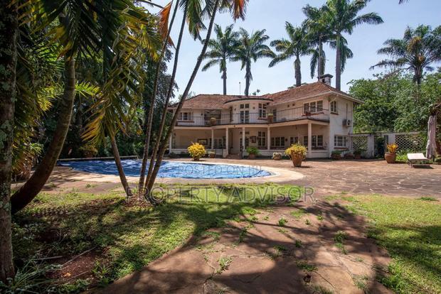 3bdrm Mansion in 3 Acres Muthaiga for sale