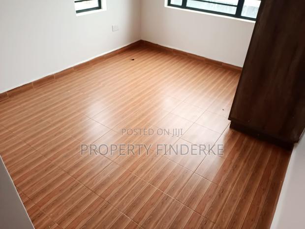 5bdrm Maisonette in Kibiku for sale
