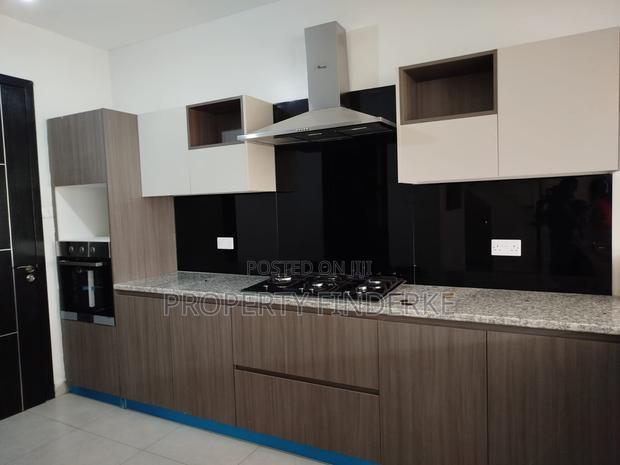 4bdrm Townhouse/Terrace in Katani for sale