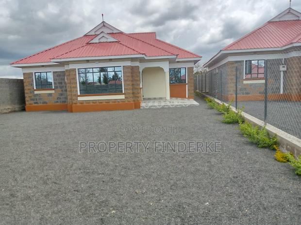 3bdrm Bungalow in Yukos, Kitengela for sale