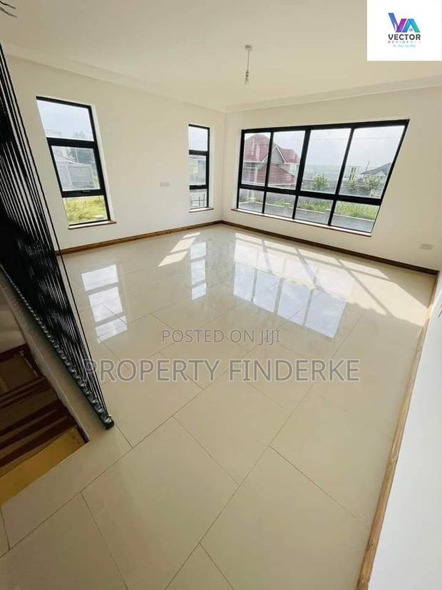 4bdrm Townhouse/Terrace in Chuna, Kitengela for sale