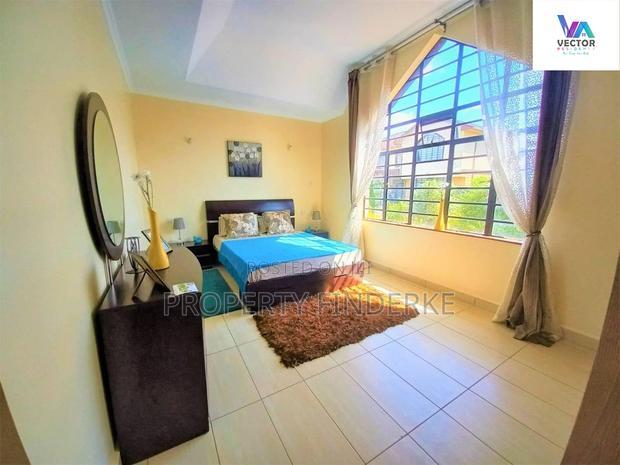 6bdrm Townhouse/Terrace in Runda for sale