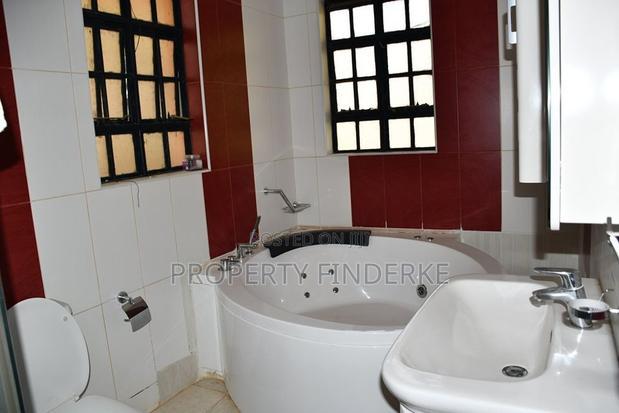 5bdrm Maisonette in Chuna, Kitengela for sale