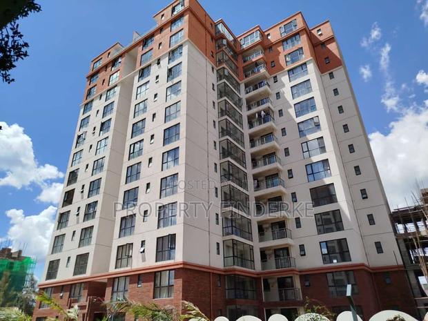 2bdrm Apartment in Hotel 67 Area for sale