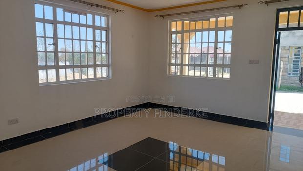 5bdrm Maisonette in Kitengela for sale