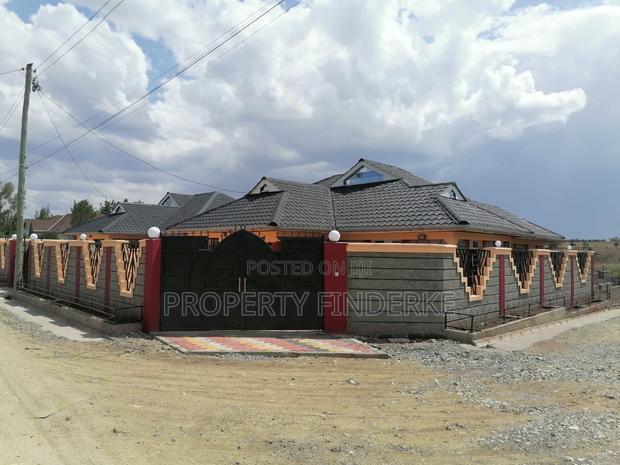 3bdrm Bungalow in Kitengela for sale