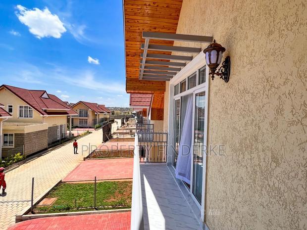 4bdrm Townhouse/Terrace in Kitengela for sale