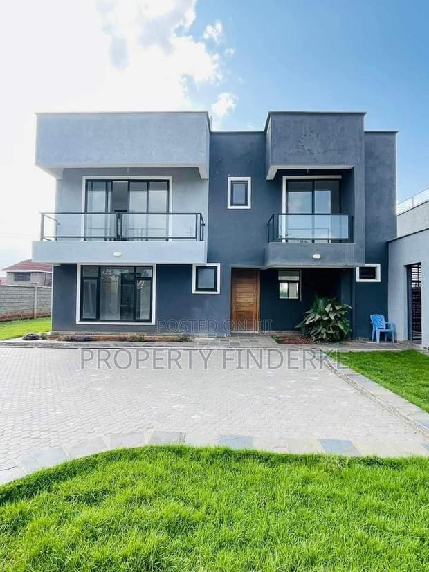 4bdrm Maisonette in Chuna, Kitengela for sale