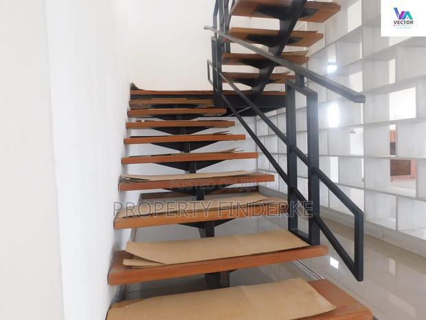 4bdrm Townhouse/Terrace in Chuna, Kitengela for sale