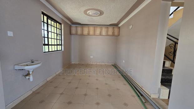 4bdrm Mansion in Kitengela for sale