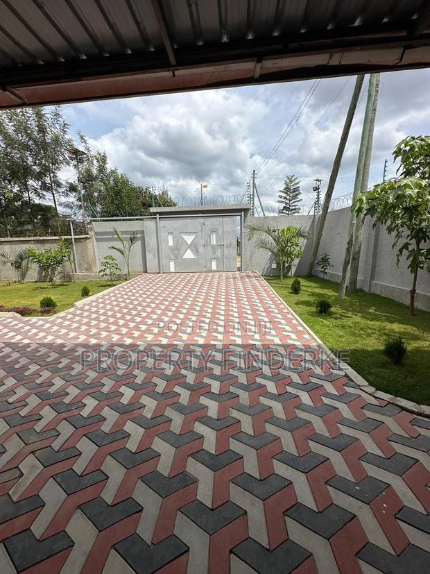5bdrm Maisonette in Kitengela for sale