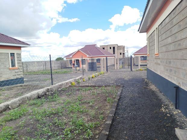 3bdrm Bungalow in Acacia, Kitengela for sale
