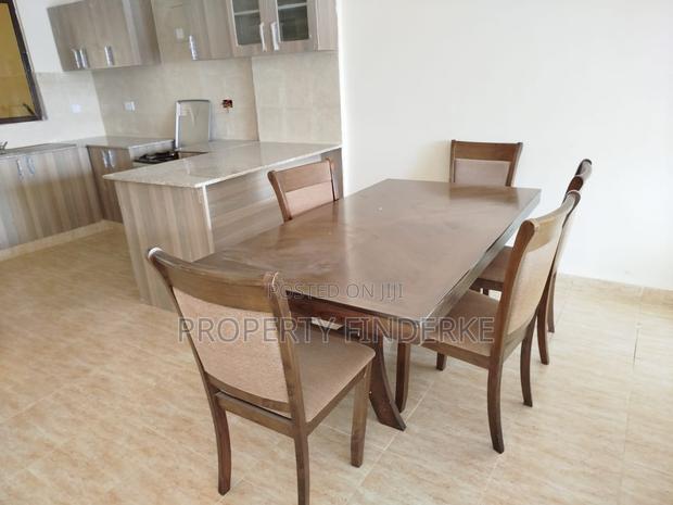 3bdrm Apartment in Gateway Mall Area for sale