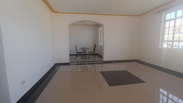 5bdrm Maisonette in Kitengela for sale