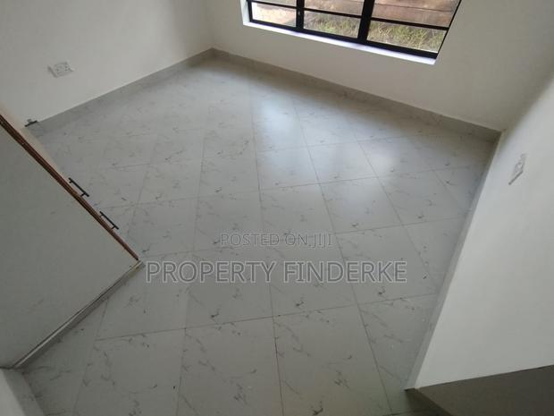 4bdrm Bungalow in Kimbo for sale