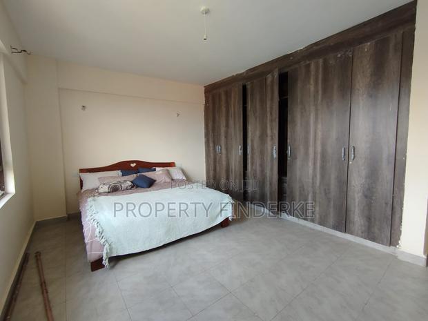 3bdrm Apartment in Gateway Mall Area for sale