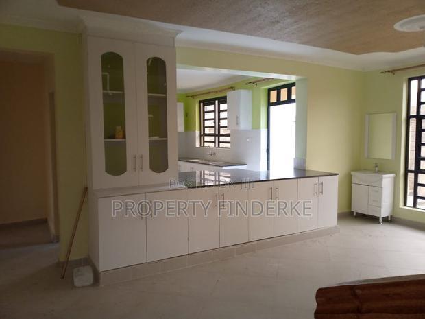 5bdrm Maisonette in Kitengela for sale