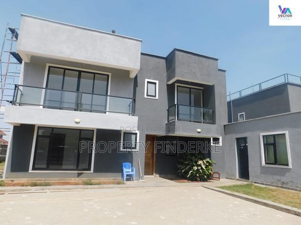 4bdrm Townhouse/Terrace in Chuna, Kitengela for sale