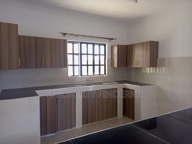 3bdrm Bungalow in Mlimani, Kitengela for sale
