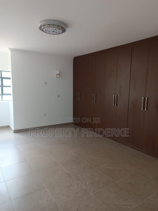 5bdrm Mansion in Kitengela for sale