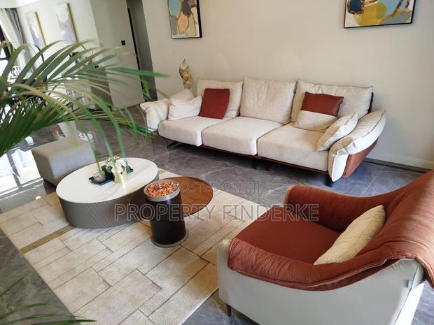 3bdrm Apartment in Hotel 67 Area for sale