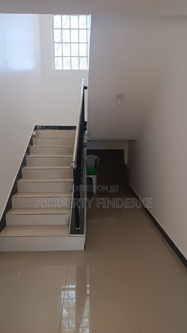 5bdrm Maisonette in Kitengela for sale