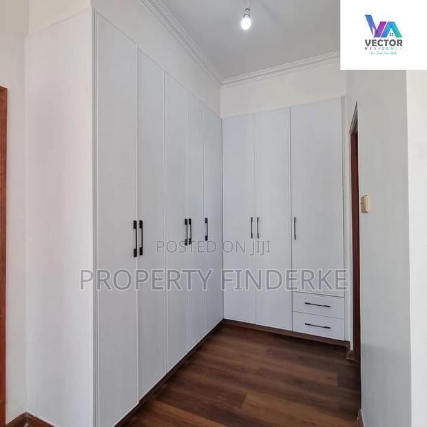 3bdrm Townhouse/Terrace in Kibiku for sale