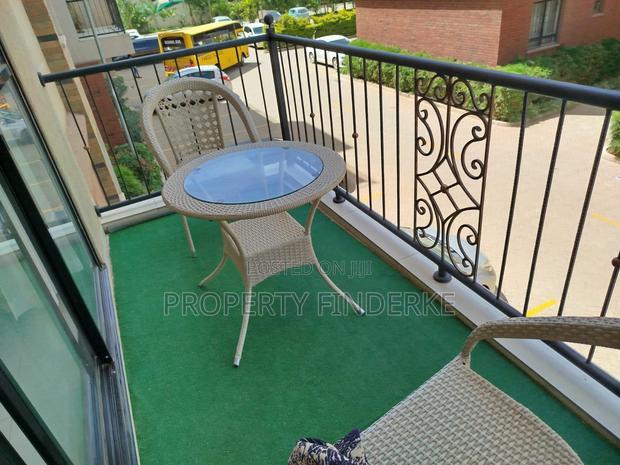 3bdrm Apartment in Gateway Mall Area for sale