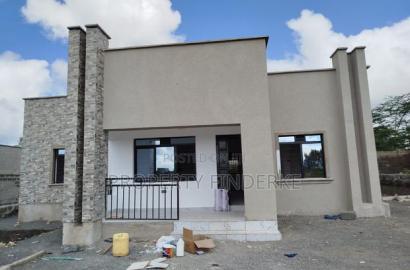 3bdrm Bungalow in Kitengela for sale