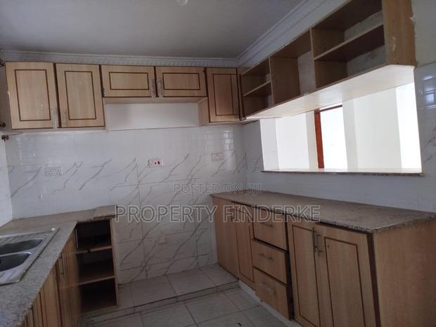4bdrm Maisonette in Membley Estate for sale