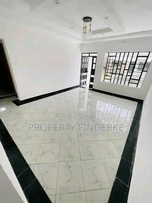 3bdrm Bungalow in Kitengela for sale