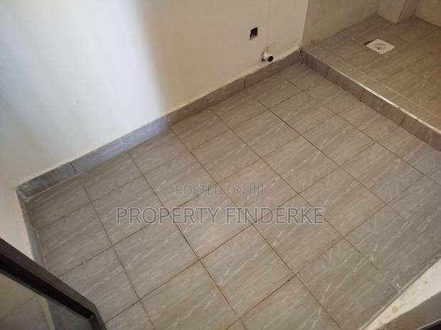 3bdrm Apartment in Gateway Mall Area for sale