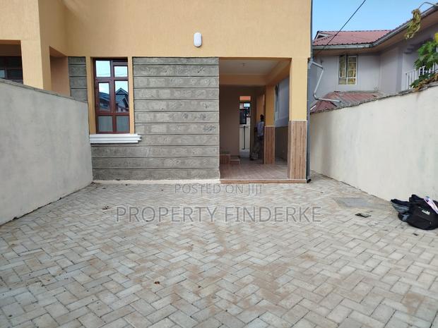 3bdrm Mansion in Kitengela for rent