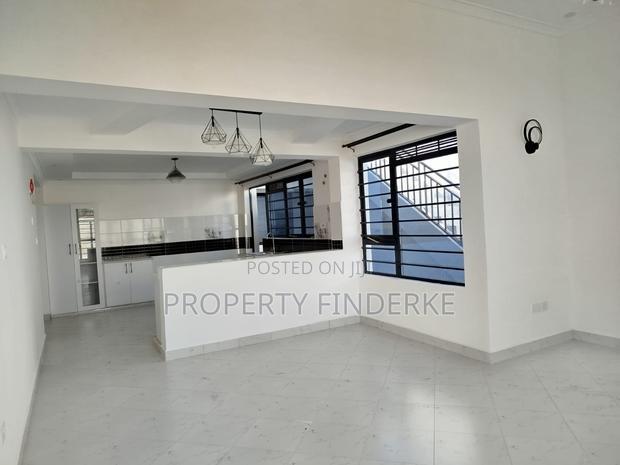 4bdrm Bungalow in Kimbo for sale