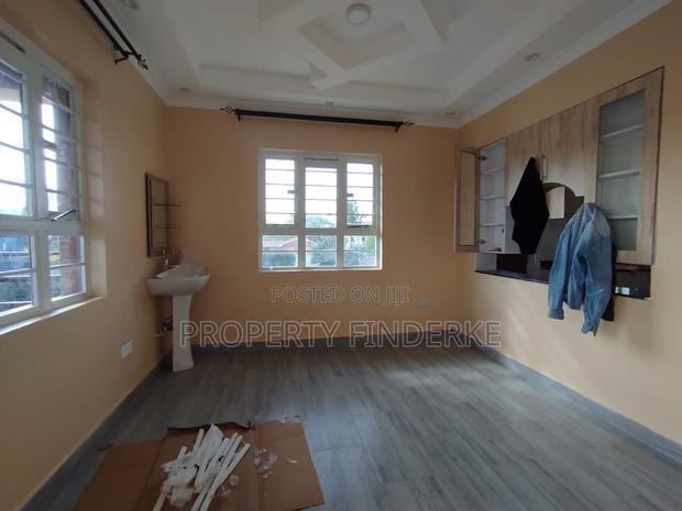 3bdrm Mansion in Kitengela for rent
