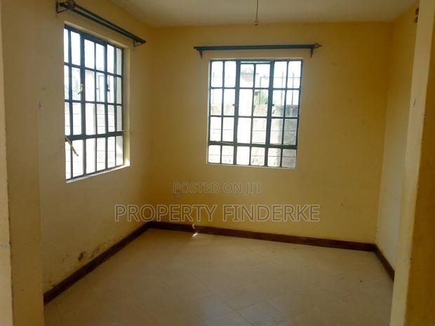 3bdrm Mansion in Yukos, Kitengela for rent