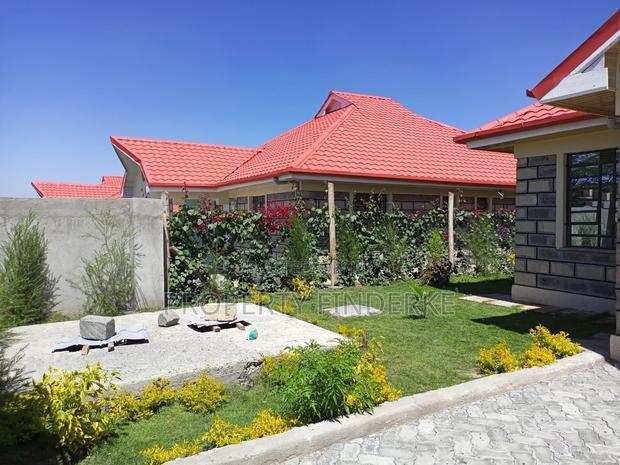 3bdrm Bungalow in Kitengela for sale