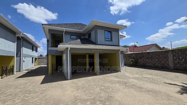 4bdrm Mansion in Kitengela for sale