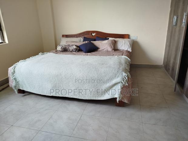 3bdrm Apartment in Gateway Mall Area for sale