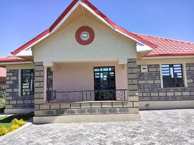 3bdrm Bungalow in Kitengela for sale
