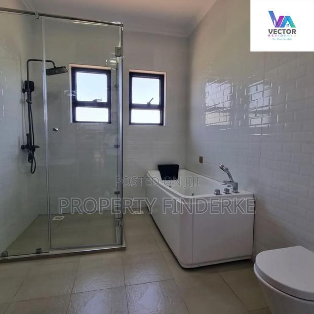 3bdrm Townhouse/Terrace in Kibiku for sale