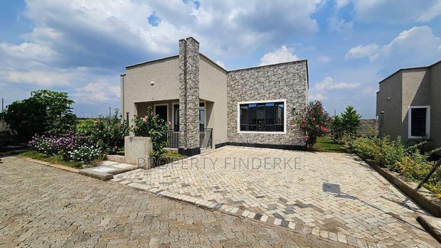 3bdrm Bungalow in Gate B for sale