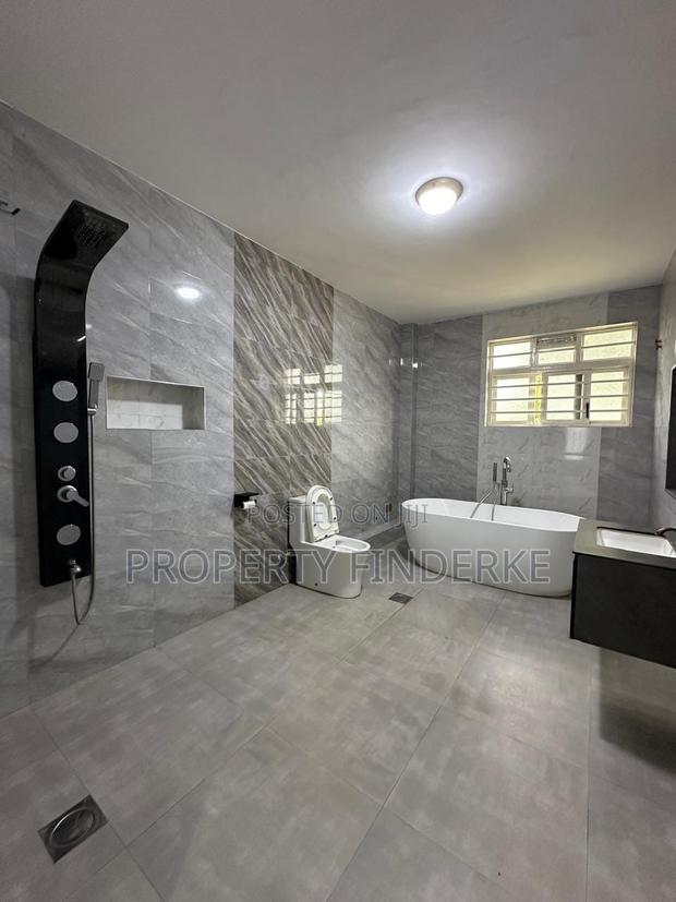 5bdrm Maisonette in Kitengela for sale